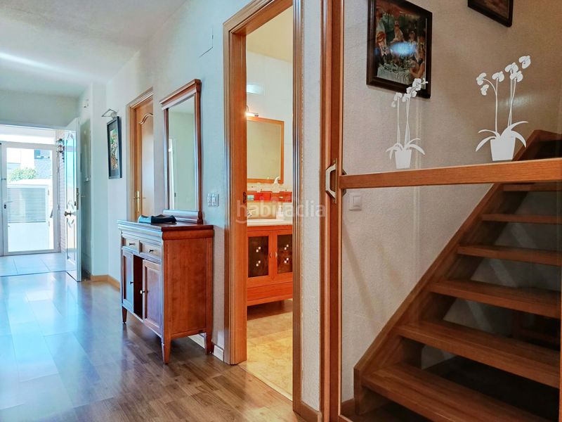 Foto 0bd09645-e71f-49bf-9fb3-db5a77f5db2b. Casa amb calefacció aparcament a Urb. Belvalle Meco