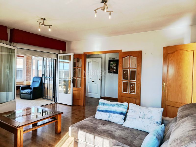 Foto 5e6f6a2a-dcb5-41f9-826c-d9c55ebc2d75. Casa amb calefacció aparcament a Urb. Belvalle Meco