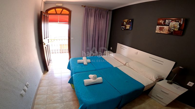 Foto 396341fd-a1a9-4c95-b301-b51fb9535960. Edificio in Tarifa ciudad Tarifa