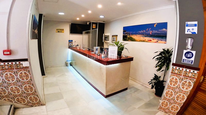 Foto 3d146745-1543-4bc5-a7f5-aca5dbc7adf8. Edificio en Tarifa ciudad Tarifa