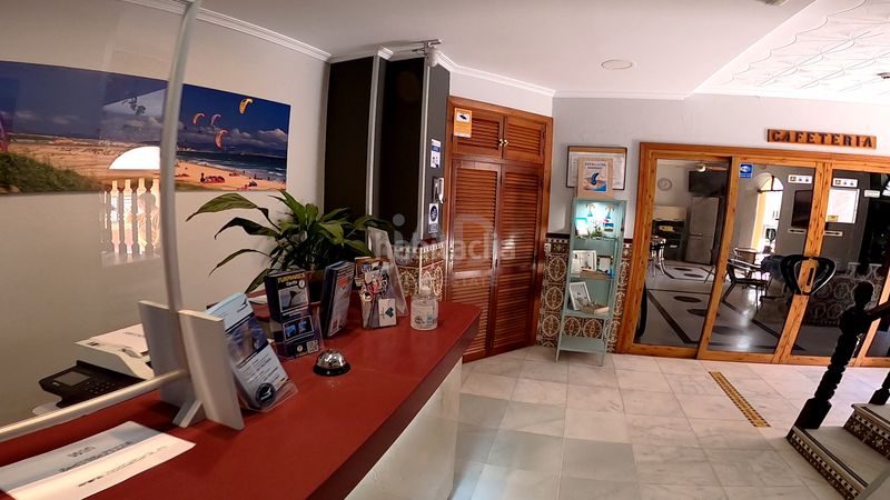 Foto 27cf3630-3676-4539-bf67-717b9bc4d1e5. Edifici a Tarifa ciudad Tarifa