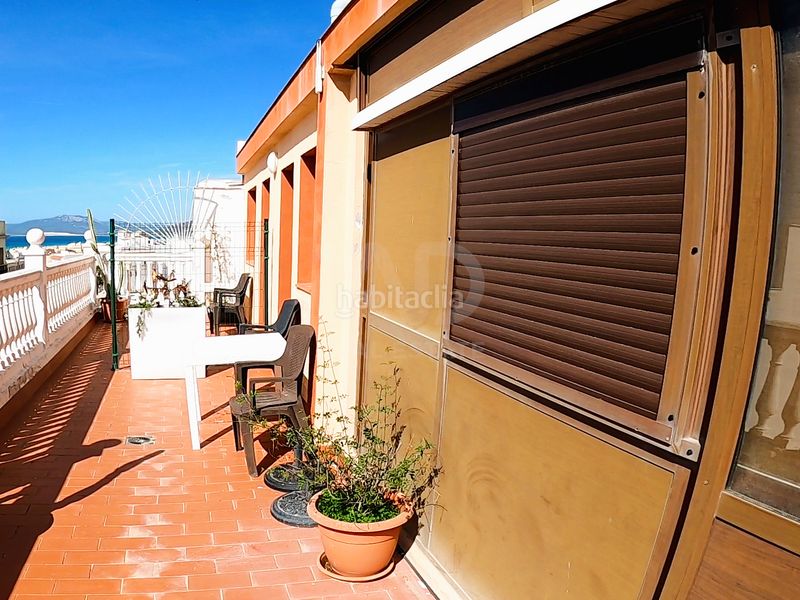 Foto a9c597b8-09e4-4020-b8db-12f2c581860f. Edifici a Tarifa ciudad Tarifa