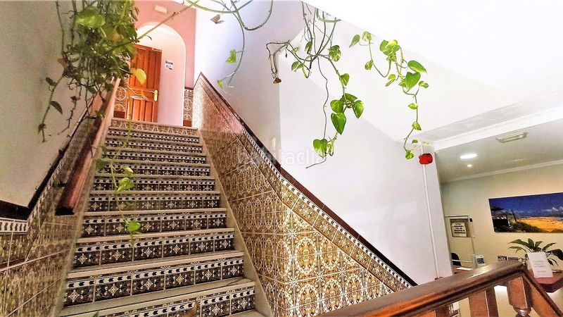 Foto aea434f9-0f4c-4008-9f72-d184d1f92092. Edifici a Tarifa ciudad Tarifa