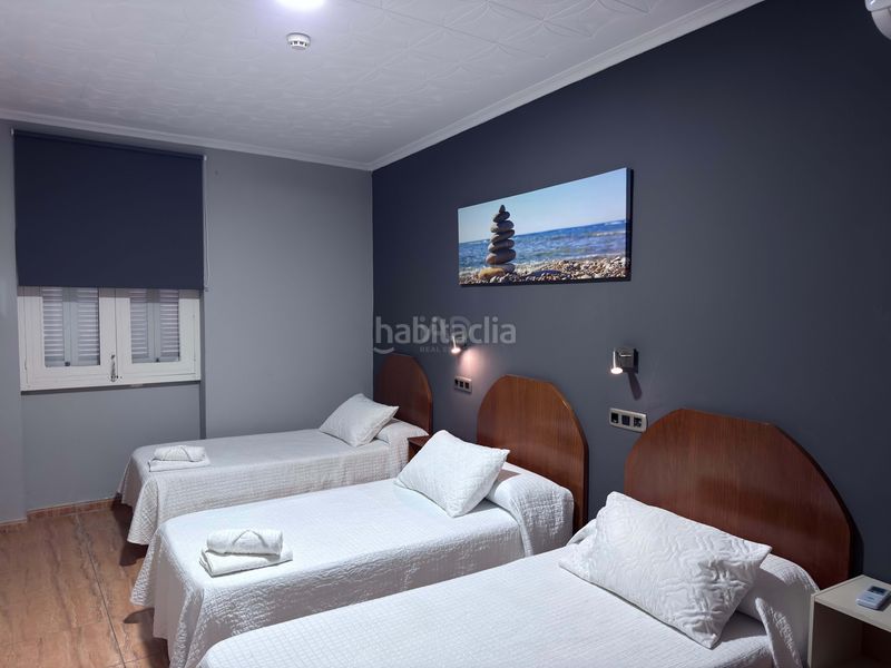 Foto c787c430-eab3-421a-ad4b-e9d0d8e35a0a. Edifici a Tarifa ciudad Tarifa