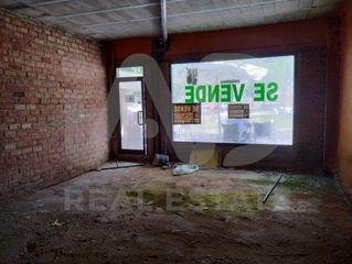 Business premise in Avenida ur redondela pl parcial ii-2 3[a] es:1 pl:00 pt:17c and