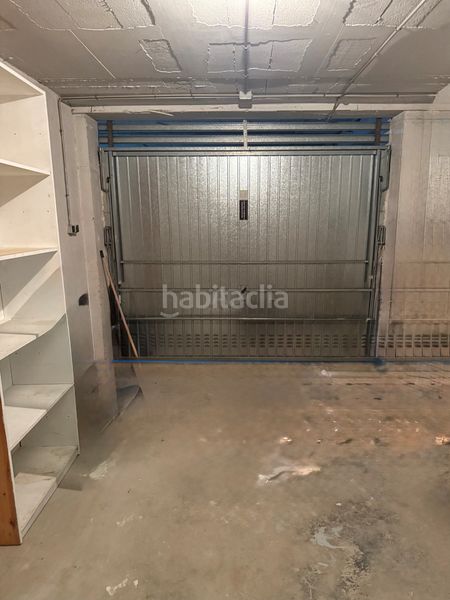 Foto cfbaa891-7b5d-40a1-b37d-5ffe740c7f86. Aparcament cotxe a Centre Salou