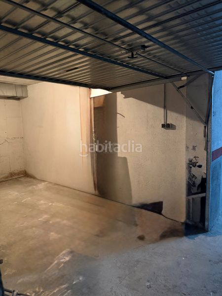 Foto d0724d72-7466-4155-81b3-5431239fa35f. Aparcament cotxe a Centre Salou