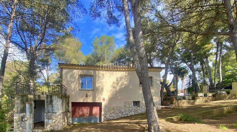 Foto 6bc31c04-bfc1-4f1d-abca-0bc40b96db9f. Casa en Catllar (El)