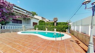 Casa en Els Masos - Els Garrofers