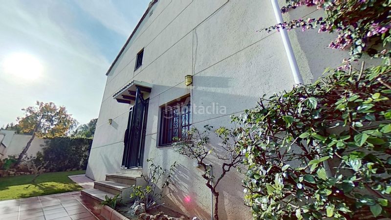 Foto 0f1c454a-058e-4d3d-b258-0846919e3524. Casa amb aparcament piscina a Els Masos - Els Garrofers Coma-ruga