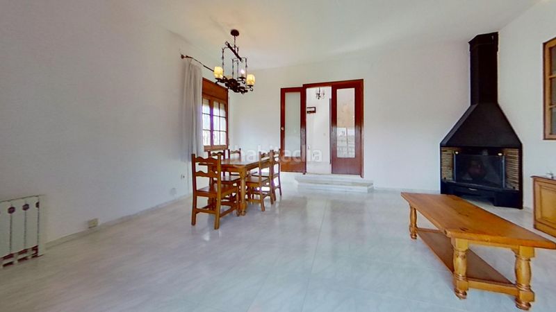 Foto 5da5f2a5-adf3-430e-9716-60d0ef7bfdd3. Casa amb aparcament piscina a Els Masos - Els Garrofers Coma-ruga