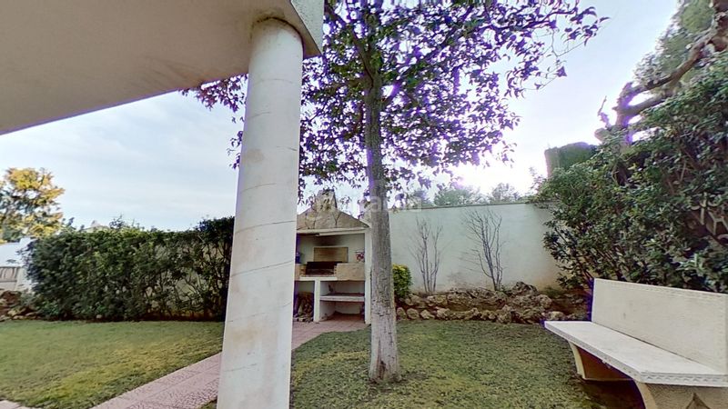 Foto 6af8f5ef-c12c-4e0e-8d1a-c360950f73c4. Casa amb aparcament piscina a Els Masos - Els Garrofers Coma-ruga