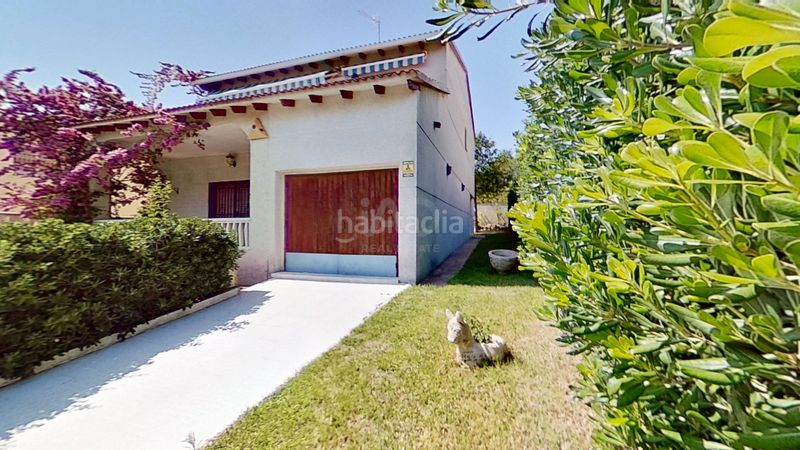 Foto d517b074-a8b1-44ef-b9f7-1899221c1dc7. Casa amb aparcament piscina a Els Masos - Els Garrofers Coma-ruga