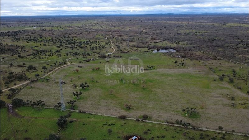 Foto 8ea679f8-6f74-439c-8bff-d410d12923ed. Finca rústica en Manzano (El)