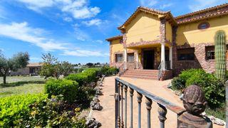 House in Colmenar de Oreja