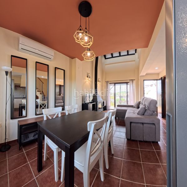 Foto 4efa0b4c-c337-4c22-88aa-9c7d5d909389. Casa amb piscina a Ronquillo (El)