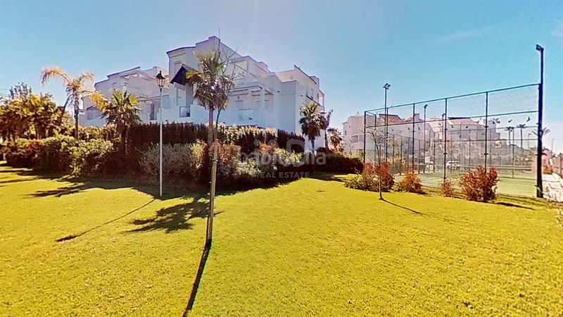 Foto 545d408a-5337-4ab7-97e9-5ca8eab430b2. Àtic amb calefacció aparcament piscina a Las Tres Piedras - Costa Ballena Chipiona