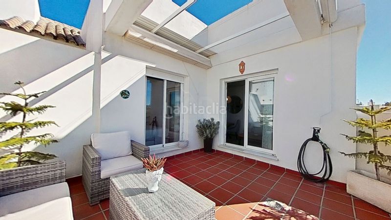 Foto c8355278-2e6c-4505-b3e6-e09a8cbb40b8. Àtic amb calefacció aparcament piscina a Las Tres Piedras - Costa Ballena Chipiona