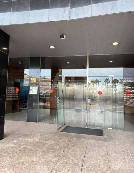 Foto 1922c185-c6e2-4c54-97c3-5657f1a14dab. Piso en Ampolla (L´)