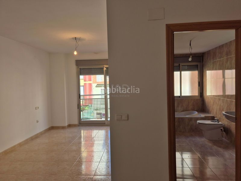 Foto 1e7ec349-af8a-4278-bc28-ffc13a43885f. Pis a avenida del país valenciano 27 a Onda