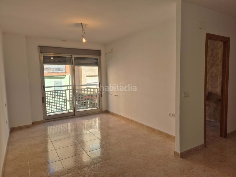 Foto 47827565-fc44-41de-b8e9-f5dcd0e7db54. Pis a avenida del país valenciano 27 a Onda