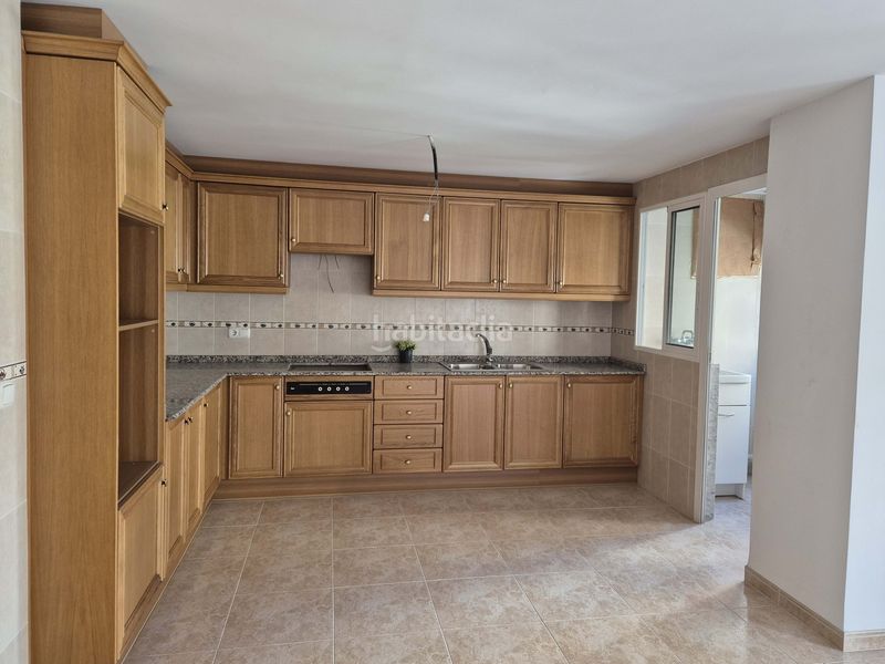 Foto bf7f914d-5173-42c9-8d19-ad7a8d3ec715. Pis a avenida del país valenciano 27 a Onda