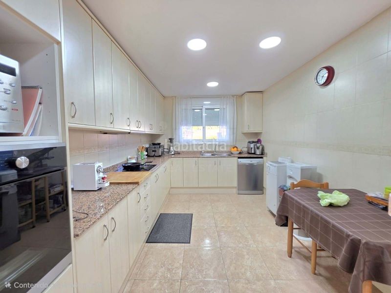 Foto 7d1b59f8-e352-460a-b161-cfb483ada3ca. Casa amb calefacció aparcament a costa Cunit - els jardins - els rosers Cunit