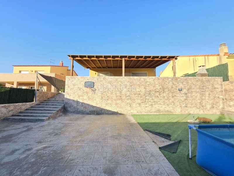 Foto ba30ae10-2a9d-45a4-94c6-9db2e35fee38. Casa amb calefacció aparcament a costa Cunit - els jardins - els rosers Cunit