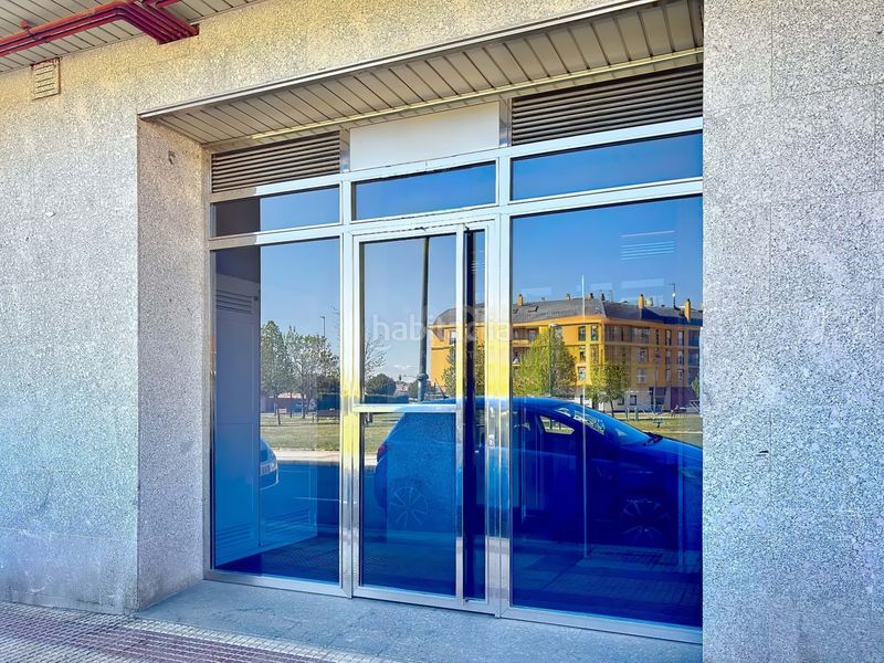 Foto 5ee39f7d-76bc-4365-95a6-5fe52dbd07f2. Pis amb calefacció aparcament a Armunia León