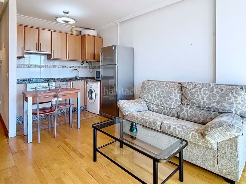 Foto c0d3cf2a-ea5d-437d-9caa-84c4d9efed16. Pis amb calefacció aparcament a Armunia León