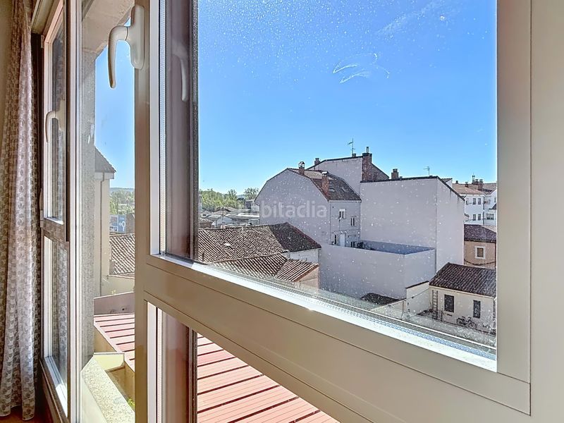 Foto f86d4f78-5350-4fae-bb20-bc73eed44a3e. Pis amb calefacció aparcament a Armunia León