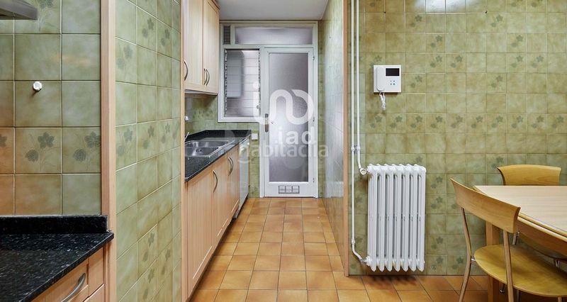 Foto 648a8dd6-e3fc-44c0-9425-7fcc17757390. Pis amb calefacció a Dreta de l´Eixample Barcelona