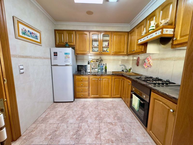 Foto b2f2b8cc-34cd-4b46-9995-c3409fd07057. Casa amb aparcament a Casco Urbano Vinaròs