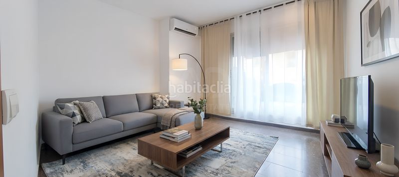 Foto a7fd4f6a-bcac-4c32-9876-20eac7c03b0a. Àtic amb calefacció a Roquetes Barcelona