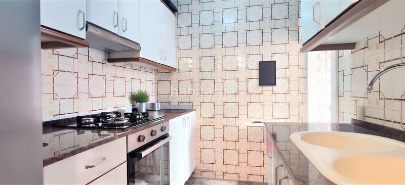 Foto e8d6c092-c0ea-436f-9661-39ec22c226ff. Àtic amb calefacció a Roquetes Barcelona