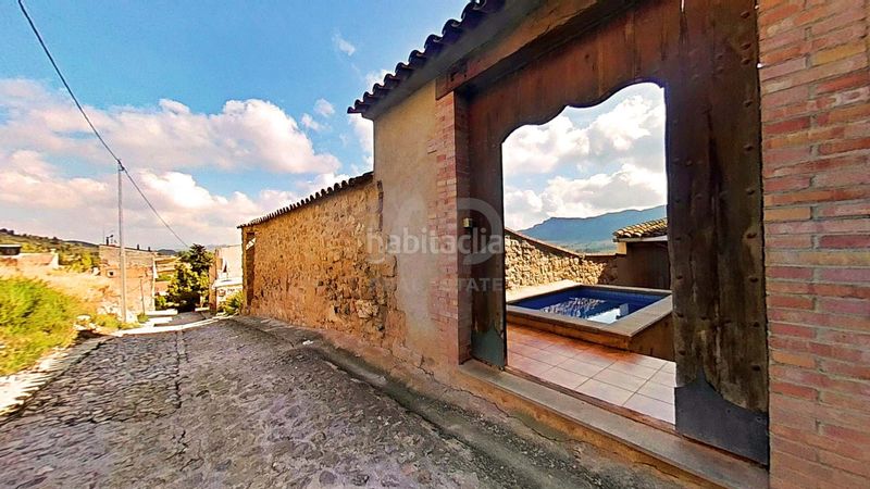 Foto 2dd35fc5-08b0-457f-a3e1-56c79bee9c18. Piso en Corbera d´Ebre