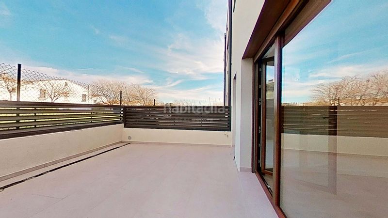 Foto c069fcd8-0093-4b49-852d-891f01b0c4c0. Casa amb aparcament a Tordera Tordera