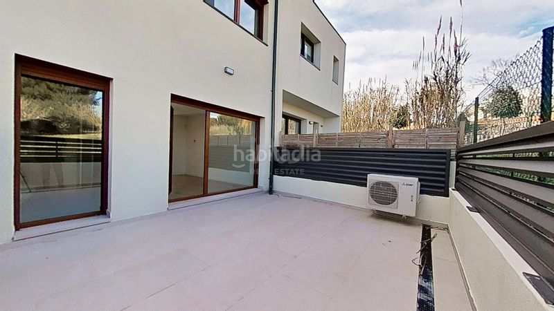 Foto e2525635-8f30-4e8a-b8f2-b89e51965f34. Casa amb aparcament a Tordera Tordera