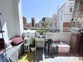 Etagenwohnung in Carrer del Rosselló 522