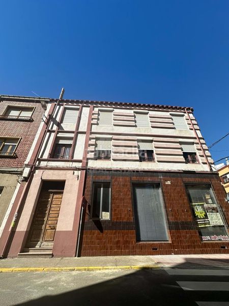 Foto 2946ad6b-31d0-441e-93c4-c23ffeb249a9. Edificio in calle séneca 2 in Villarejo de Órbigo