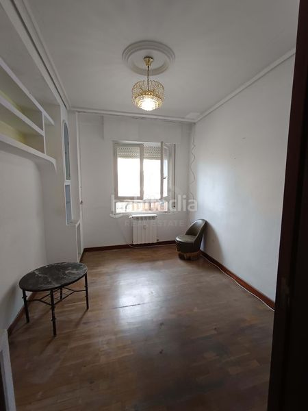 Foto ef9d710c-48eb-44ea-b26e-237f6237abb9. Pis amb calefacció a Rondilla Valladolid