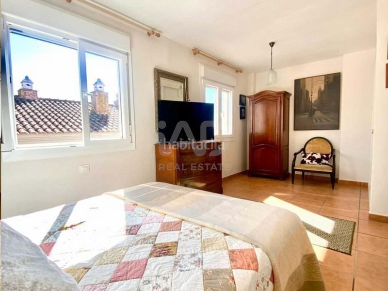 Foto 259ecdd2-d5e5-4848-867e-4422eea8b091. Casa aparellada amb aparcament a Tarifa ciudad Tarifa