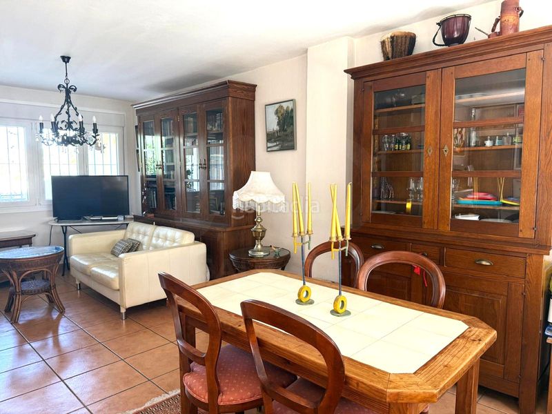 Foto b8dd7b85-ade6-4b23-a938-99072ad4b7df. Casa aparellada amb aparcament a Tarifa ciudad Tarifa