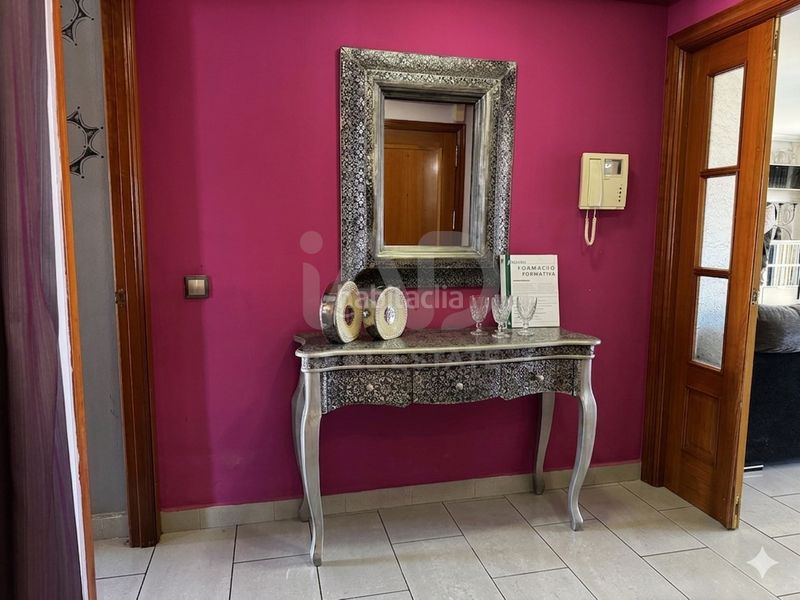 Foto 51ce1c04-d91b-4723-a3d0-f86ef0f33be8. Àtic amb calefacció a Centre Vendrell (El)