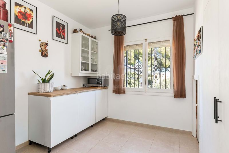 Foto 02098f52-ef00-45d0-98ae-6298a50bd86c. Casa en Els Masos - Els Garrofers Coma-ruga