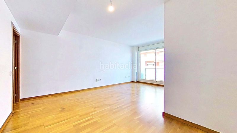 Foto 157a490e-6d88-4e64-a50a-ba10ff4cb002. Pis amb calefacció aparcament a Llevant Reus