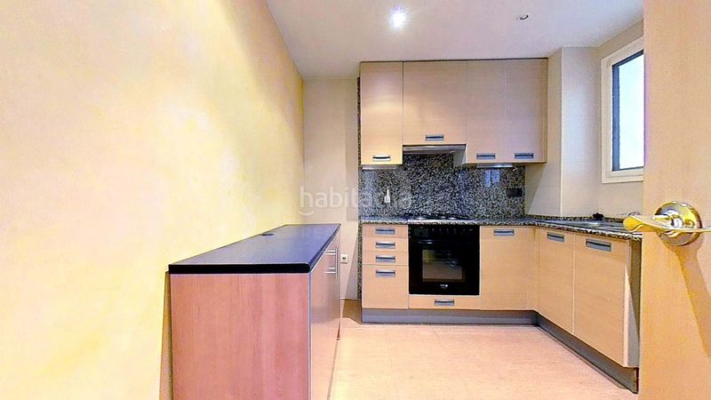 Foto 20424878-a529-4466-9ba4-93de8f818cb4. Pis amb calefacció aparcament a Llevant Reus