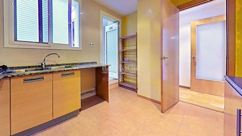 Foto 29c1d8db-ddef-4523-959f-a93762d67778. Pis amb calefacció aparcament a Llevant Reus