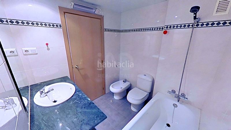 Foto 64176c0a-1294-409b-b002-6719144816f9. Pis amb calefacció aparcament a Llevant Reus