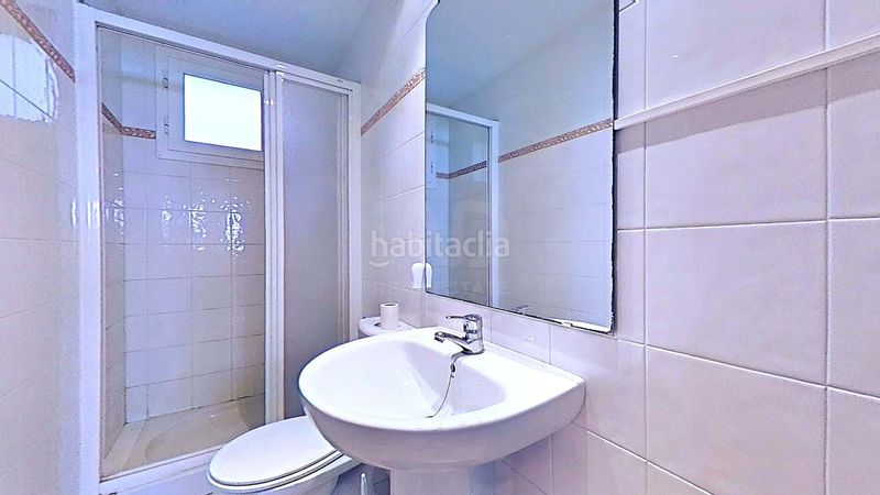 Foto f629d0c1-d37b-4513-9146-f273b6b607af. Pis amb calefacció aparcament a Llevant Reus